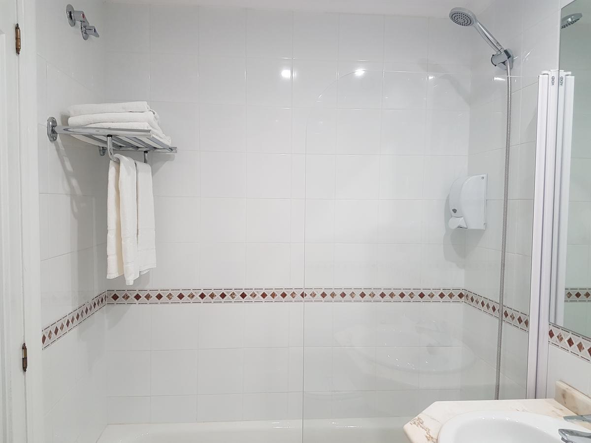 Los Rosales Saron Ngoại thất bức ảnh